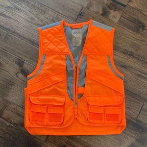 Master Sportsman outdoor vest, new without tags Medium